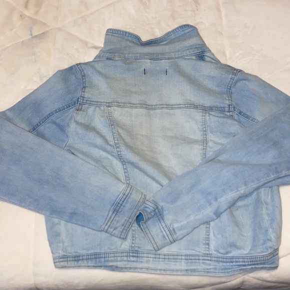 Jean jacket, size small - Picture 2 of 3